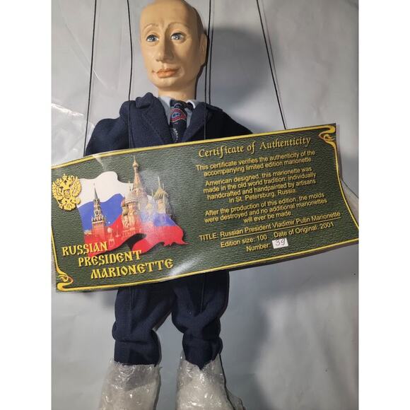 Russian President / Vladimir Vladimirovich Putin Marionette - Picture 3 of 10